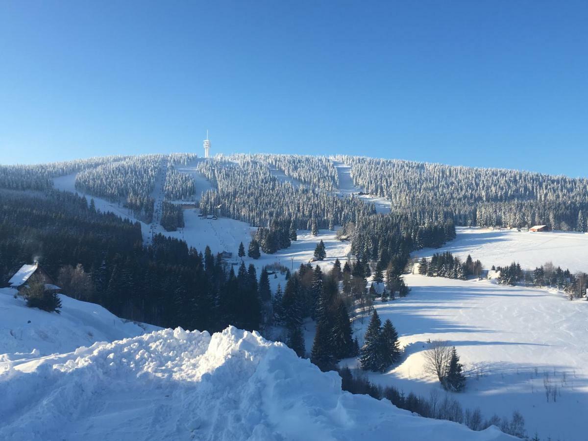 Appartamento Bellevue Keilberg By Mountain Ways Loučná pod Klínovcem Esterno foto