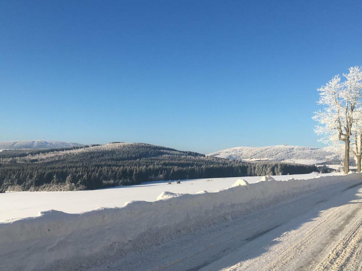 Appartamento Bellevue Keilberg By Mountain Ways Loučná pod Klínovcem Esterno foto